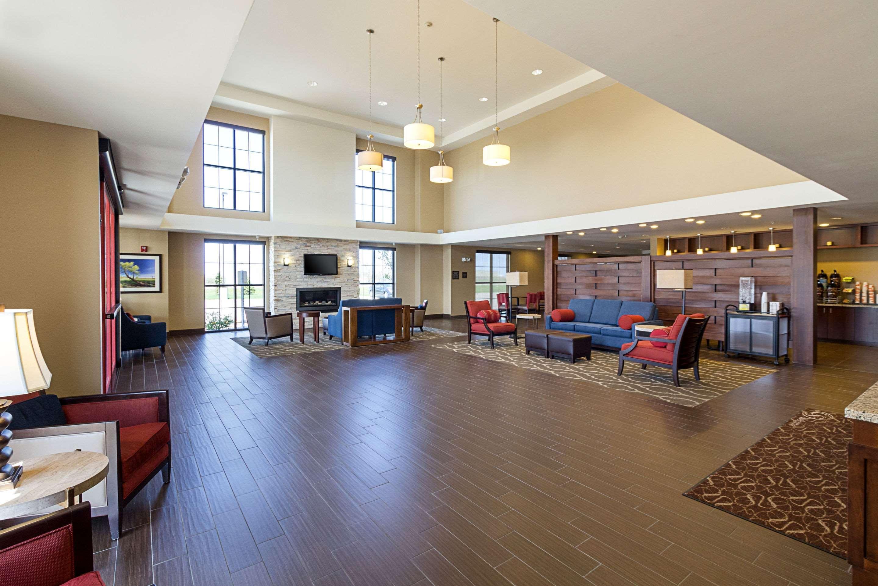 Comfort Suites & Conference Center Worthington Zewnętrze zdjęcie